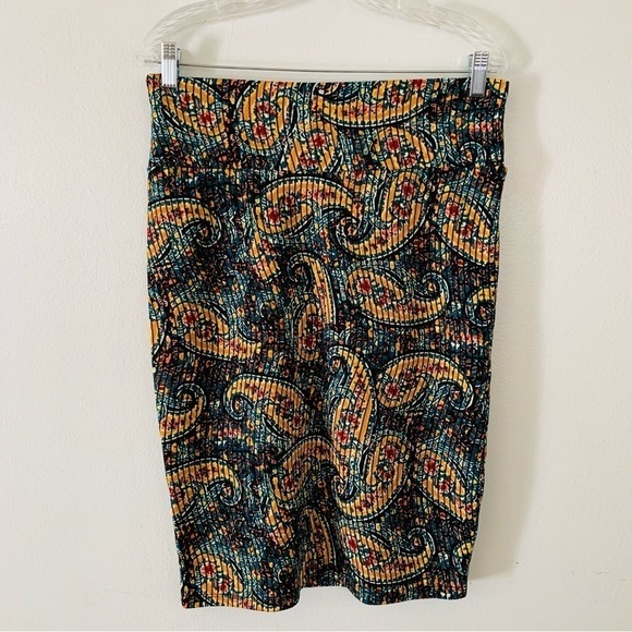 Lularoe Multi Color Paisley Printed Cassie Pencil Skirt Size M - Picture 1 of 5
